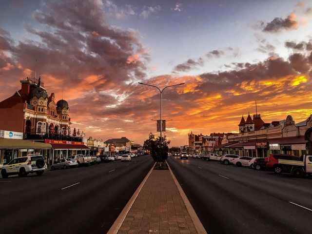 kalgoorlie-main-street-sunset